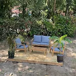 Oceanside Embassy Surf House *