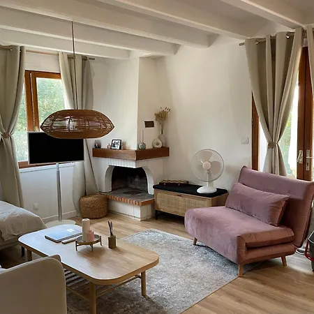 Oceanside Embassy Surf House Holiday home