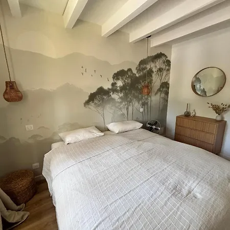 Oceanside Embassy Surf House