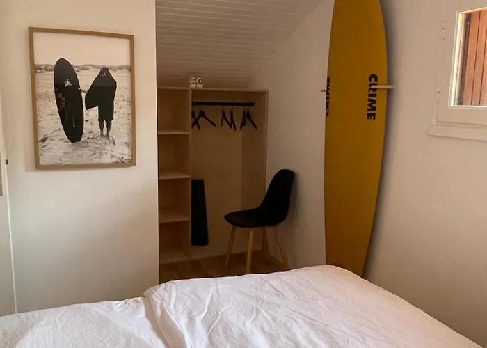 בית נופש Oceanside Embassy Surf House