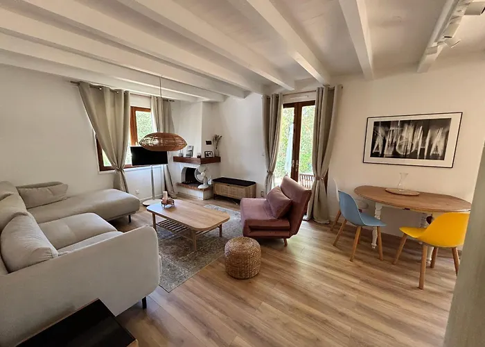 Oceanside Embassy Surf House Seignosse