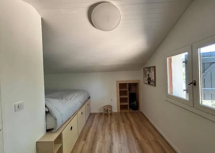 Feriehus Oceanside Embassy Surf House